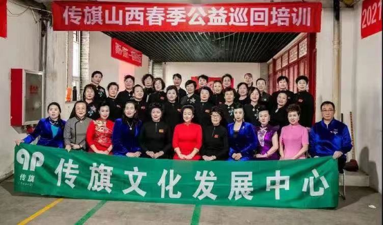 88岁旗袍达人赵新民,传播传统文化