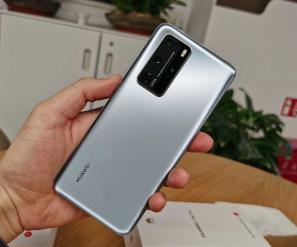 若想五年内不换手机,建议一步到位,目前只有这四款手机符合要求