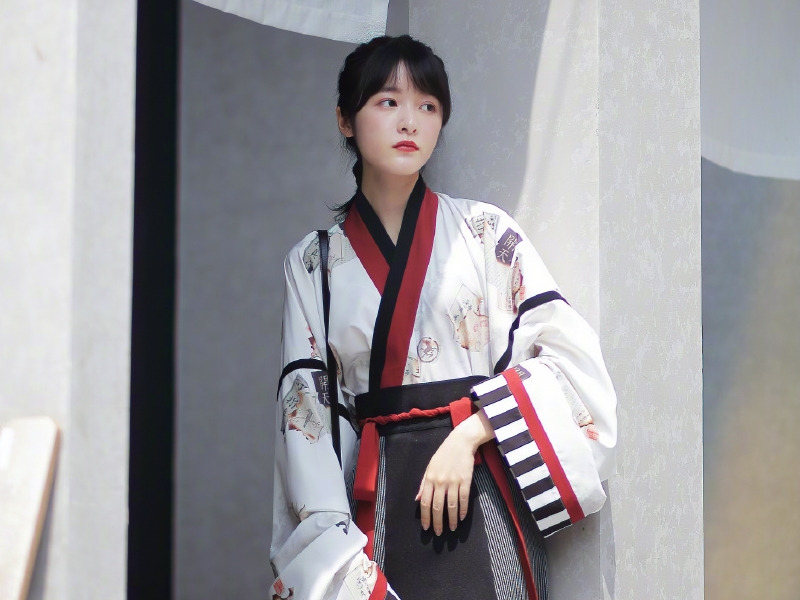 徐娇|徐娇曾经的形象很优秀,如今成为美少女,依然具备自己的特色