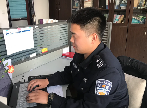 辅警|辅警“年薪制”有望施行,年薪十万,表现优秀能转编,把握好机会