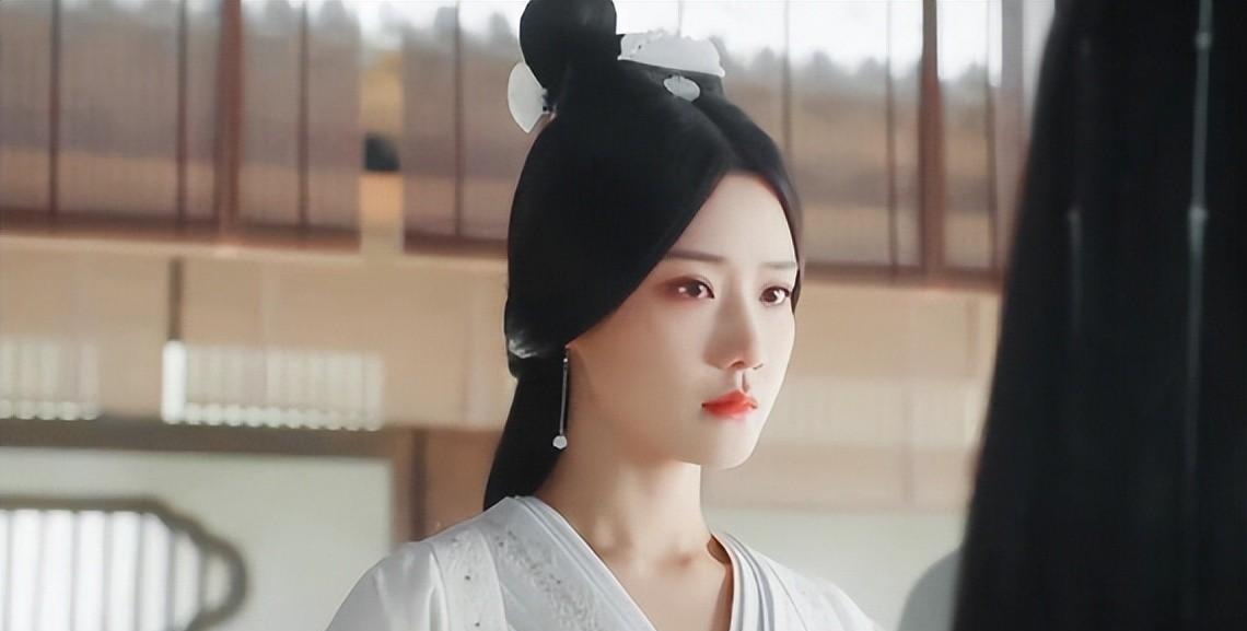 何昭君|《星汉灿烂》何家惨剧过后，何昭君为何只能回头嫁给楼垚？