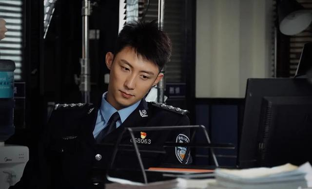 电视剧|近期很火的五部电视剧,《底线》只能第二