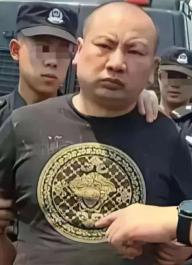 唐山打人男子沈某俊别墅曝光!装修豪华价值不菲,背景不简单!