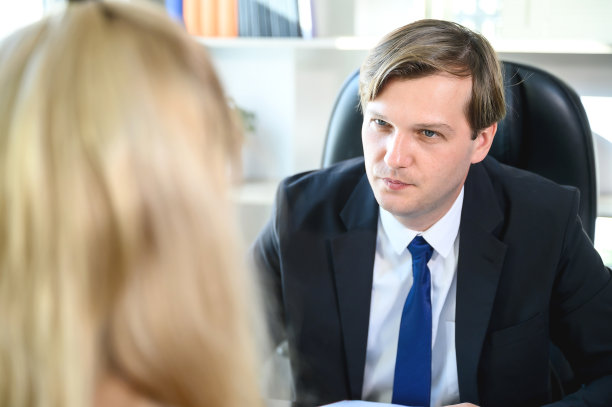 宋佳|职场上与领导相处的5大原则,看看你得到了几条?