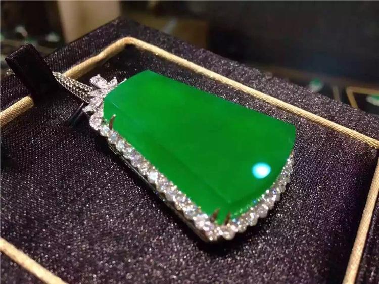 翡翠|网上购买翡翠，需要注意这几点，买回的翡翠又靓又好