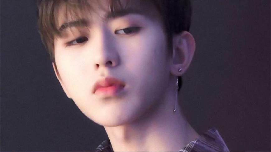 蔡徐坤|蔡徐坤一个走过荆棘战胜资本的大男孩！