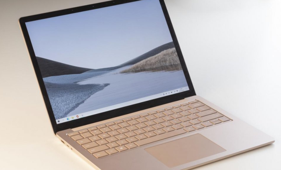 Java|我手中的这台Surface Laptop 3，采用的是砂岩金的配色