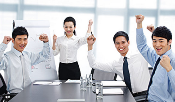 |要注意职场礼仪,避免出错