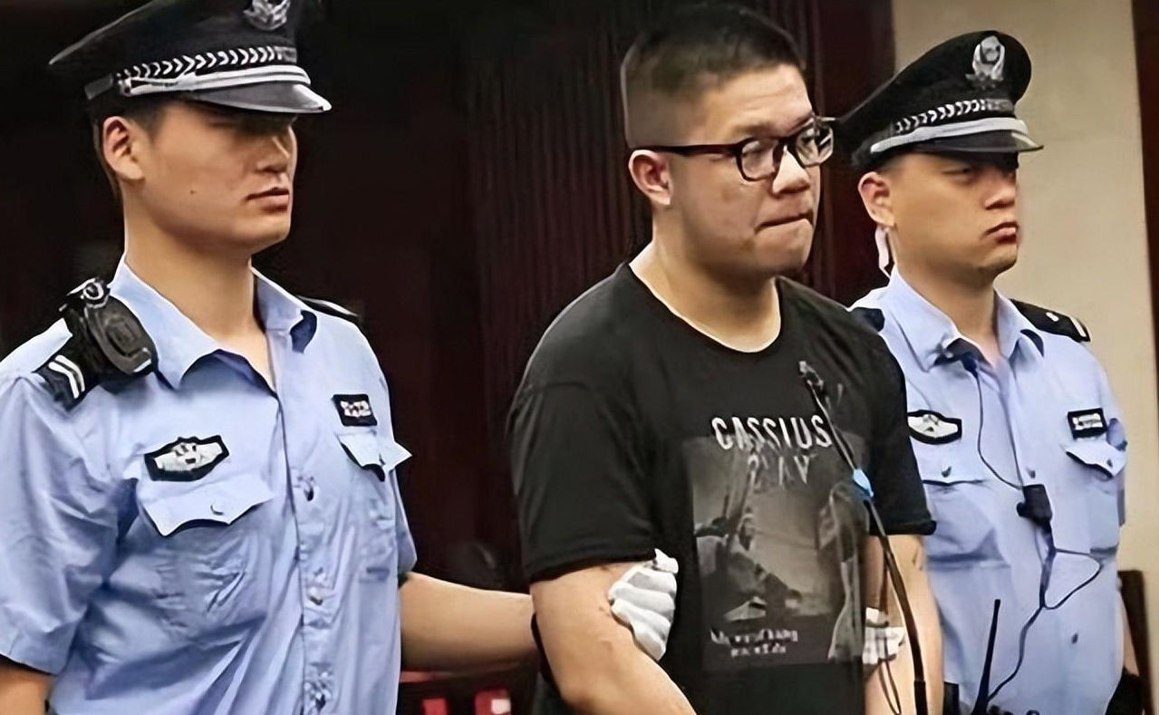 浙江富二代!张晓恩!被网红套路败光3亿家产,破产后被刑拘14年