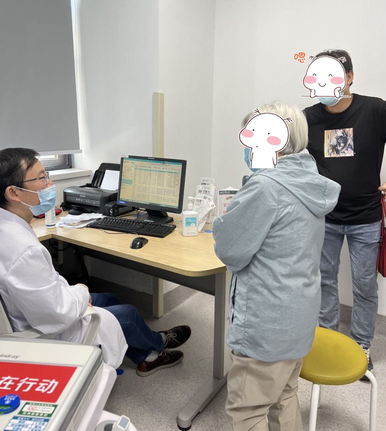 静脉曲张|静脉曲张俗称炸筋腿：85岁婆婆腿肿多年，术后自种菜园送社区老人