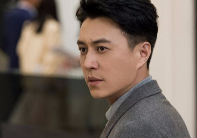 李小冉|46岁李小冉再挑大梁，帅气男主比她小1岁，这阵容不看亏了