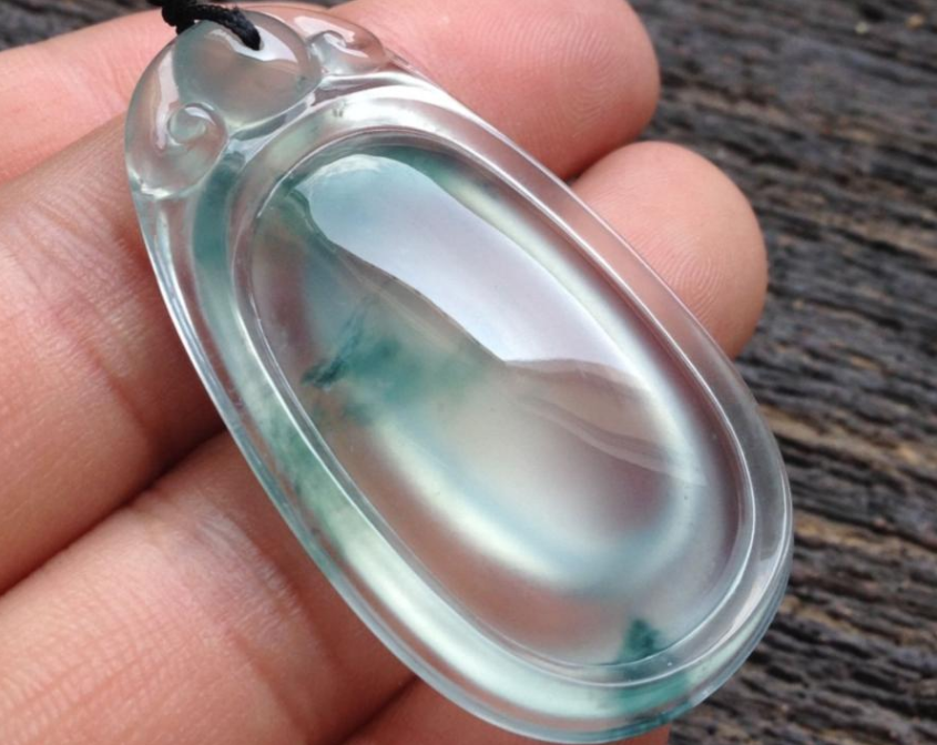 翡翠|干扰到翡翠颜色的因素,颜色对翡翠重要吗?颜色和翡翠的关联