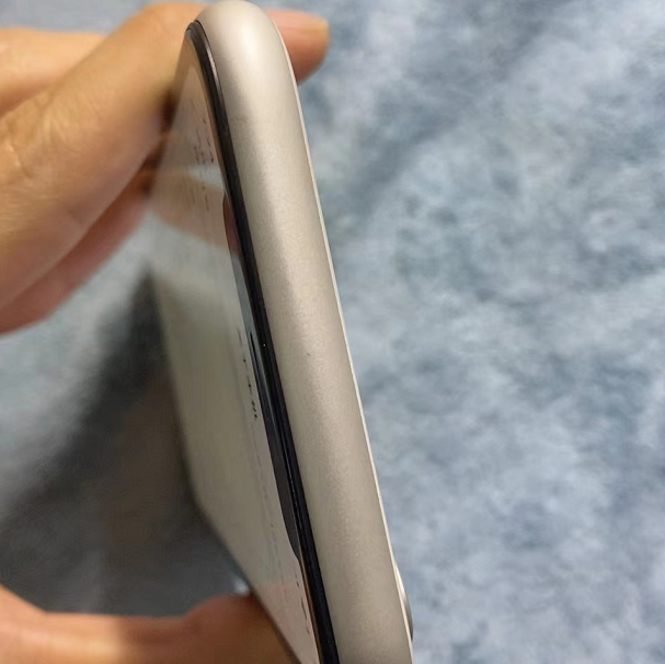 iPhone|网上卖的iPhone库存机是真的吗？粉丝买了却发现是翻新机！