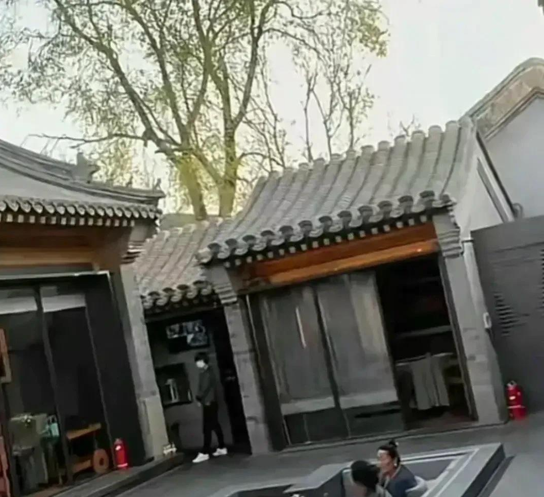 汪小菲|汪小菲高调炫富，晒出天价豪宅，具俊晔根本没实力买得起