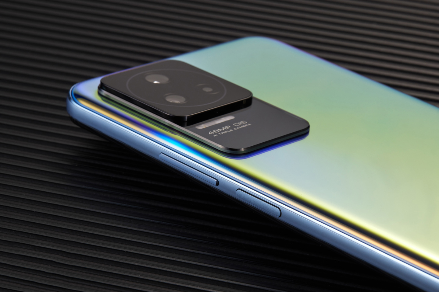 广角镜头|2022已经过去三个半月了，综合体验最让人满意的手机，就属他们仨了