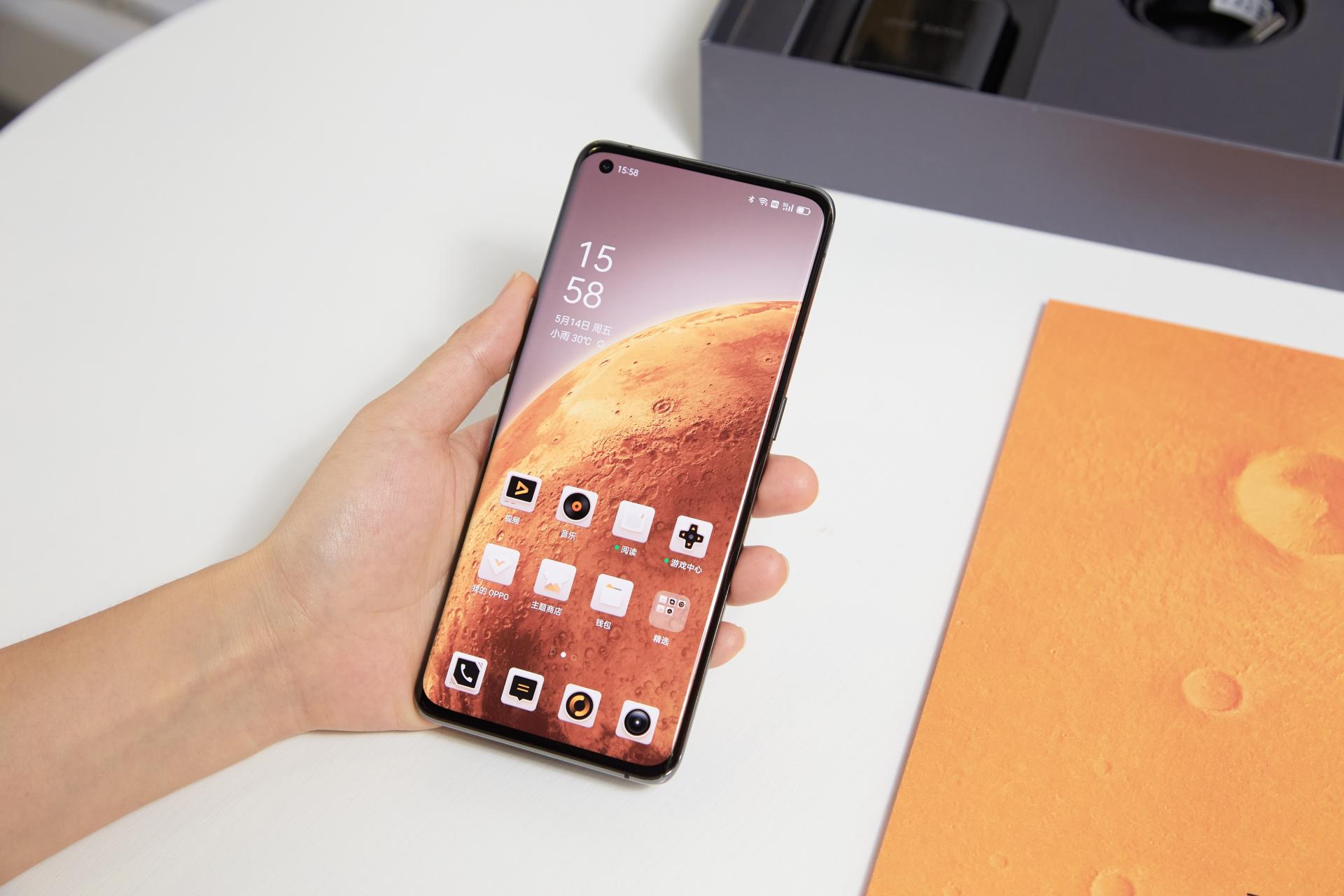 |一千多的手机和六千多的手机,区别在哪里?不止性能,还有这些