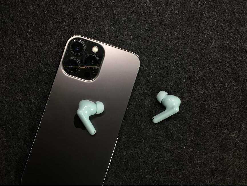 耳机|魅蓝王者回归，超强蓝牙主动降噪耳机，魅蓝blus 2使用体验