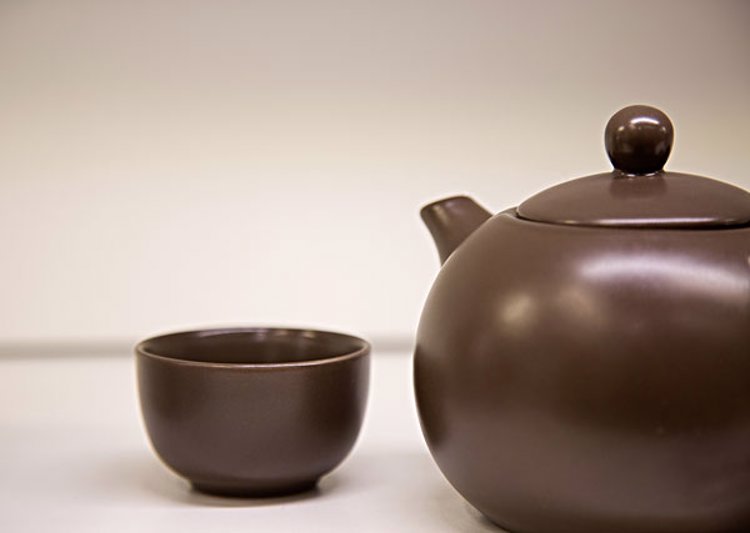 肝脏|为啥中国人常喝热水,胃病高发,外国人总喝冰水,胃却没事?