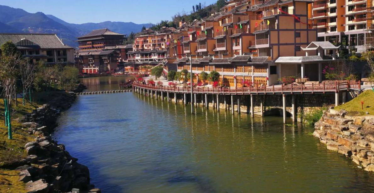 旅行|红河，一座边境小城，用地道的云南风光吸引着游客们的驻足游玩