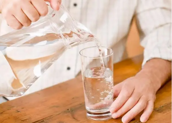 医生|48岁大哥3个月血压从163降至122，医生：他的“3多”经验，值得借鉴