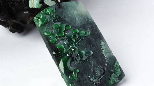 翡翠|不要再拿着手中的翡翠找人估价了，这是行业中的禁忌，不信来了解