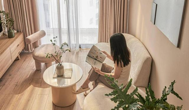 她家63㎡，之所以受欢迎，无关精致装修，而是靠这些实用细节取胜