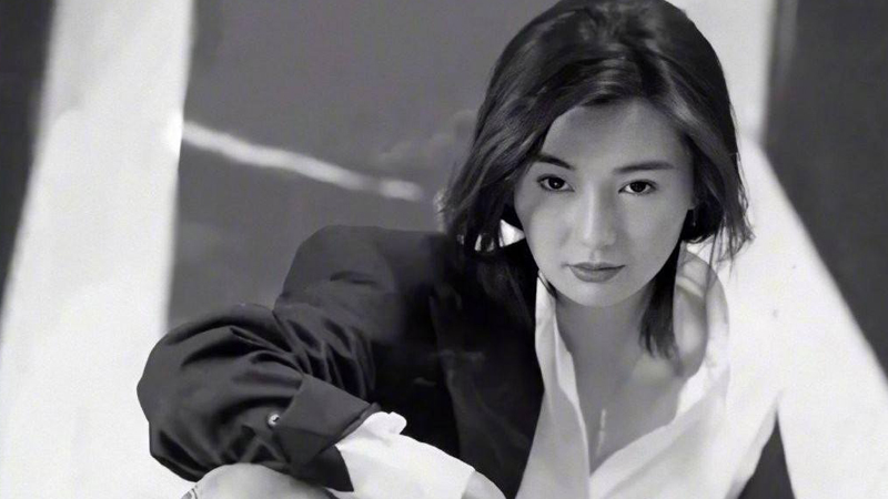 张曼玉|港影：青蛇之媚，颠倒众生的张曼玉，究竟有多强？