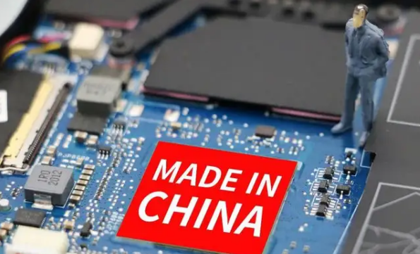 兆芯|俄罗斯公司采用中国兆芯处理器，欲替代AMD、英特尔