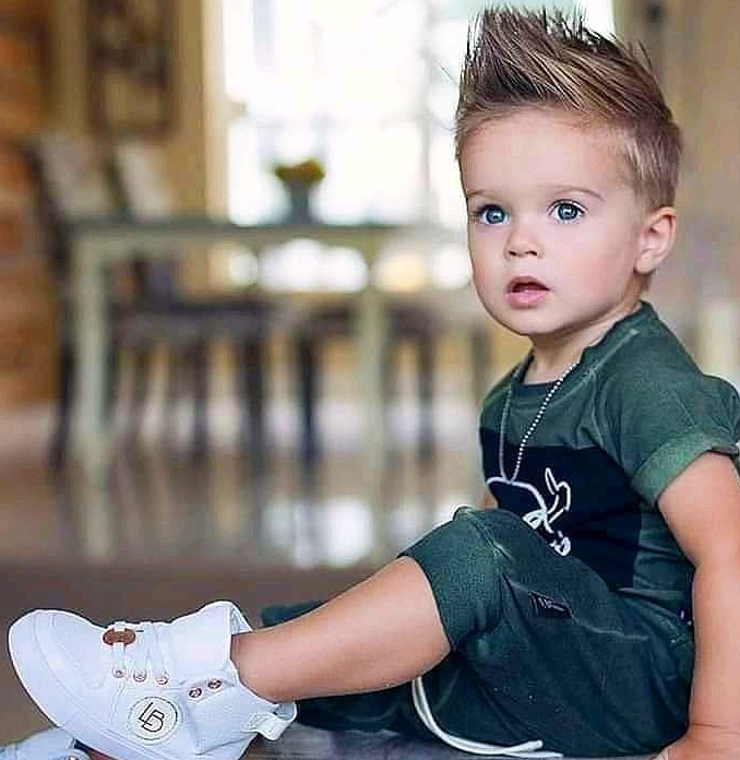 发型 2021小男孩发型这样剪,真帅气,喜欢请收藏