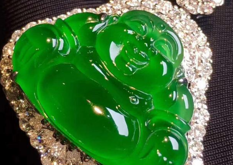 99版人民币|购买翡翠,翡翠原石和翡翠成品,哪个值得购买?