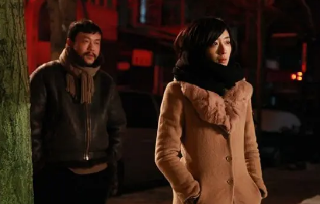 白日焰火|悬疑爱情片《白日焰火》，犯罪类作品当中的爱情，深受观众喜欢