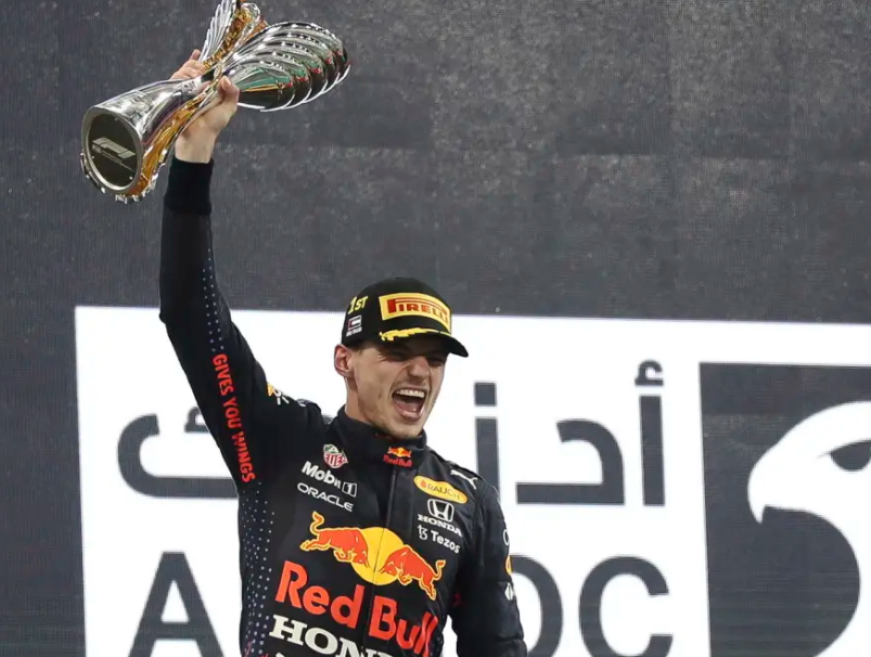 周冠宇|F1沙特站：中国车手周冠宇遭处罚排名11 维斯塔潘夺冠
