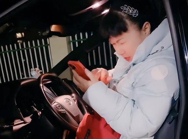 余秀华|杨槠策第3位女友曝光，对方开豪车出手大方，网友：好会撩