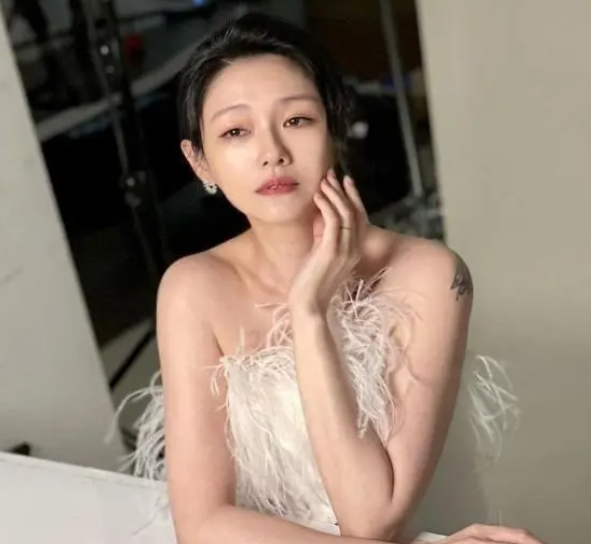 郑秀妍|林志玲效仿大S，带日本丈夫回湾湾捞金，又多了一个“吃软饭”的主？