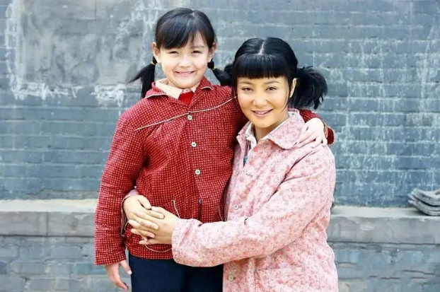 傻春|《傻春》是以女主角名字命名的，剧中的傻春，确实很招人喜欢