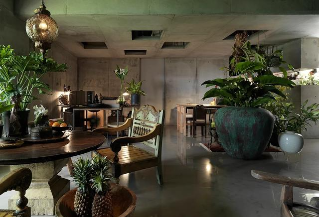 住8年！80后夫妻118㎡小宅，全屋水泥毛坯房，日子过得简单又幸福