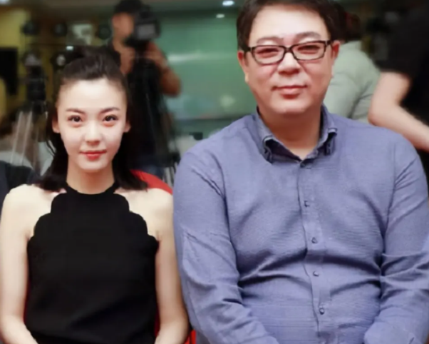 高亚麟|时玮:比老公?高亚麟小11岁,两人结婚多年至今无子,却恩爱如初