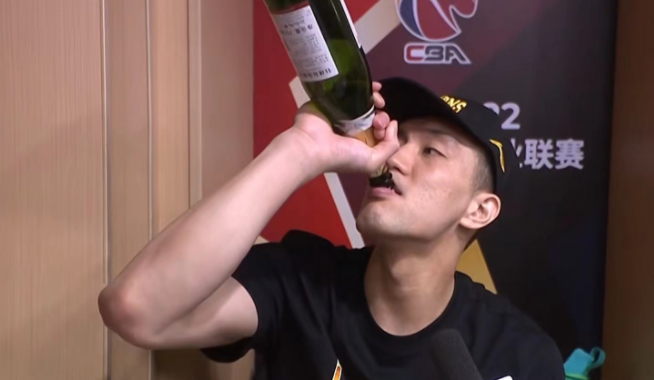 泰山队|梦幻联动！辽篮夺冠郭艾伦却郁闷，丁俊晖鼓励：坚持就会希望