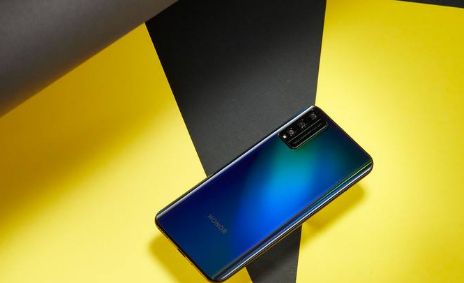 荣耀play|荣耀play6T千元机里的佼佼者,性能强,颜值高