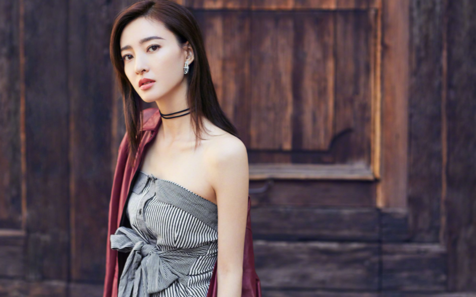 王丽坤|出道就因长相太美走红，还曾拒绝多位富二代追求，这个女星究竟是谁？