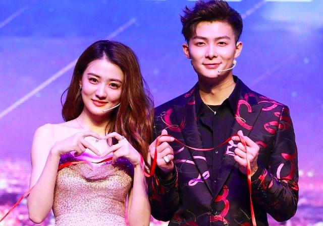 张铭恩|张铭恩和徐璐谈恋爱火了，但是作为演员却有很多不为人知的故事