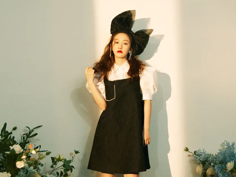 天下长河|巴啦啦小魔仙全身变,刘美含从童年快乐,逆转成为实力小花旦