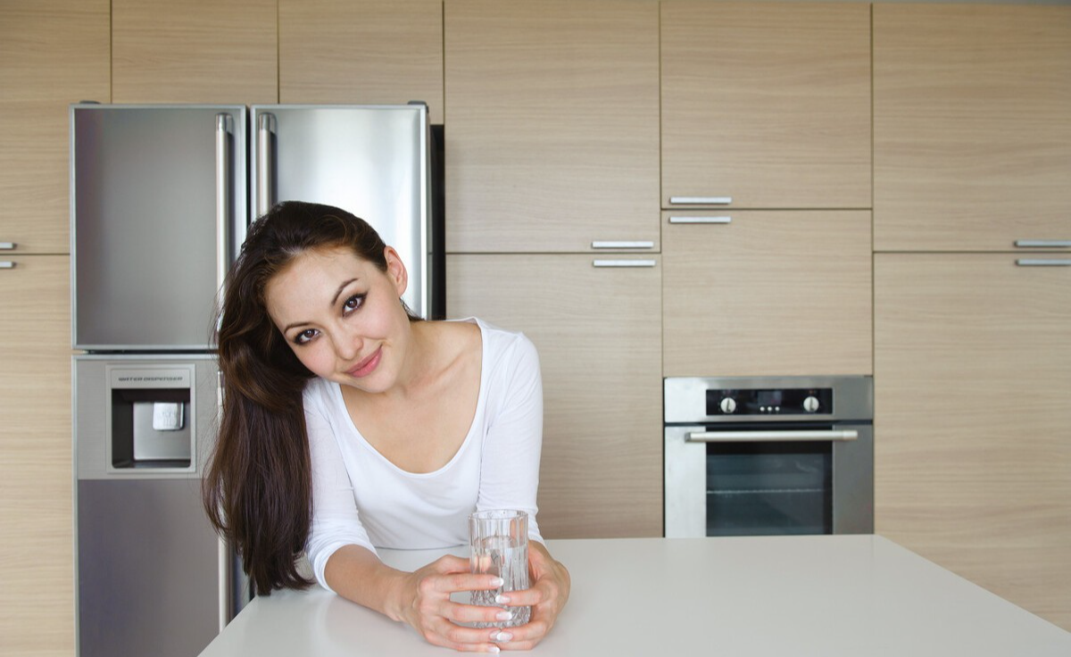 短发 女人上了年纪别乱打扮,养成这4个好习惯,看起来比同龄人显年轻.