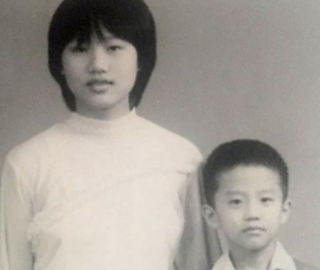 姐姐|姐姐掏空积蓄供邓超学习,邓超成名后这样回报,令网友动容