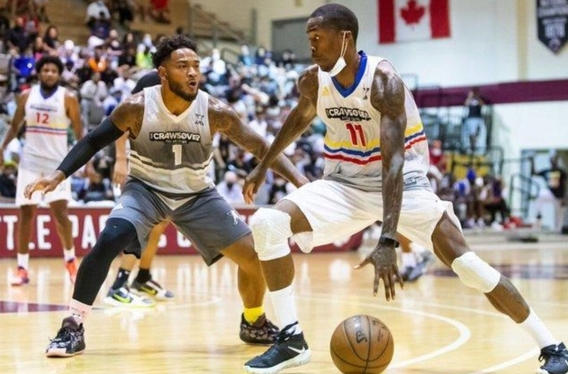 克劳福德|42岁降维打击半职业联赛!前NBA超6太强,投篮就是吃饭的家伙