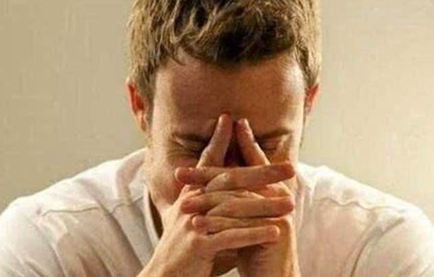 尿蛋白|尿中残留大量泡沫，是尿毒症的信号吗？肾内科专家这回告诉你答案