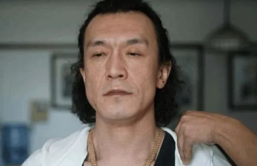 李咏|当年李咏拉着哈文的手：别把我的遗体运回国！一年后哈文说出原因