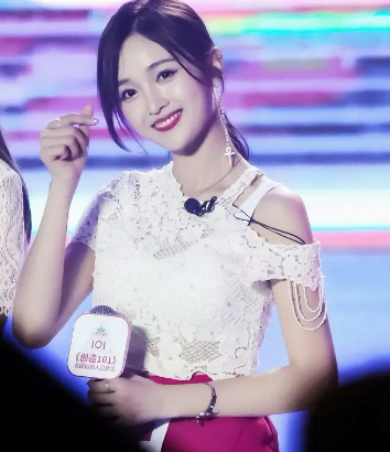 吴宣仪|吴宣仪自爆一天喝8杯奶茶!却被指立吃货人设,时隔3年后无奈回应