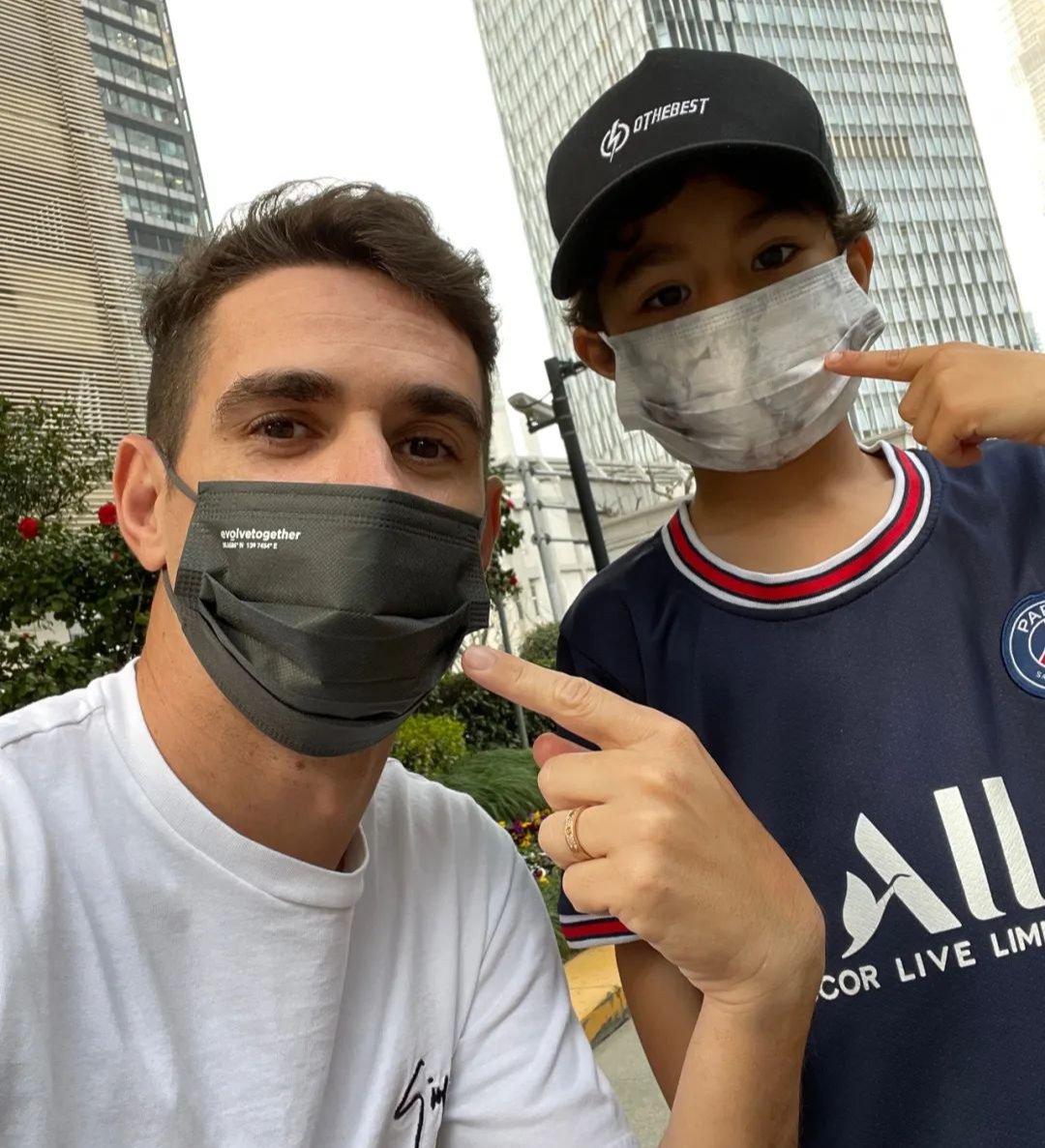 申花|申花海港终于离开了上海，但这位津门虎旧将却不在其中……