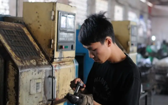 职业教育|学习困难，学习技术也很难，但是学习要比工作简单